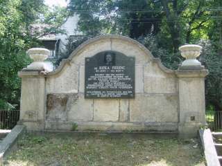 Fonyód, Bartók u. 42. Ripka Ferenc emlékműve.jpg Fonyód, Bartók u. 42. Ripka Ferenc emlékműve.jpg