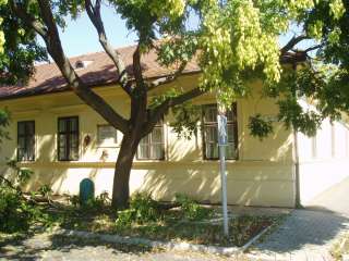 Gyula, Apor tér 07. 1.kép.jpg Gyula, Apor tér 07. 1.kép.jpg