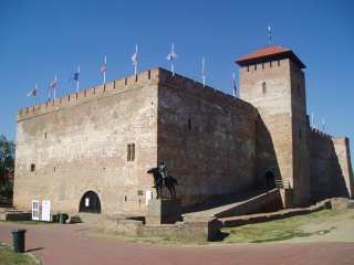 Gyula, Vár 2.kép.jpg Gyula, Vár 2.kép.jpg