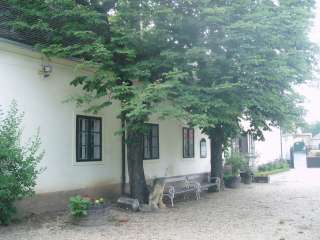 Sümeg, Kisfaludy tér 02. 05.kép.jpg Sümeg, Kisfaludy tér 02. 05.kép.jpg